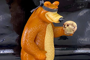 Russian Bear – War or Peace
